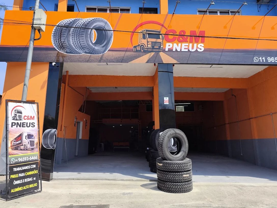 Loja C&M Pneus na Av. Jacu-Pêssego, 799 — Itaquera, São Paulo